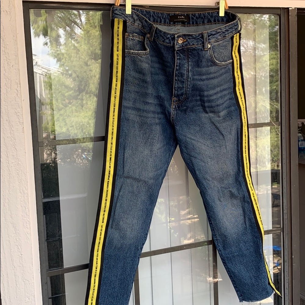 Zara jeans size 34